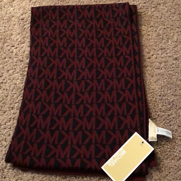 Michael Kors Scarf - Picture 1 of 2